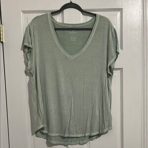American Eagle Outfitters Green Relaxed Short Sleeve Tee (Favorite T)